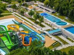 K�pielisko FALA, Chorz�w